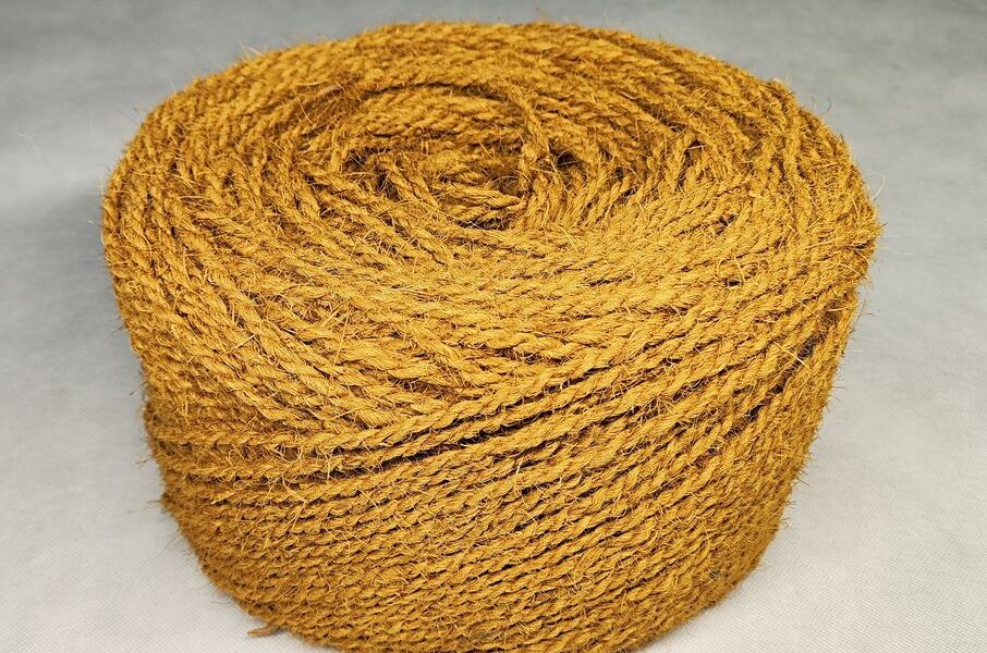 Sznurek z włókien kokosowych Fi 4 2,6kg