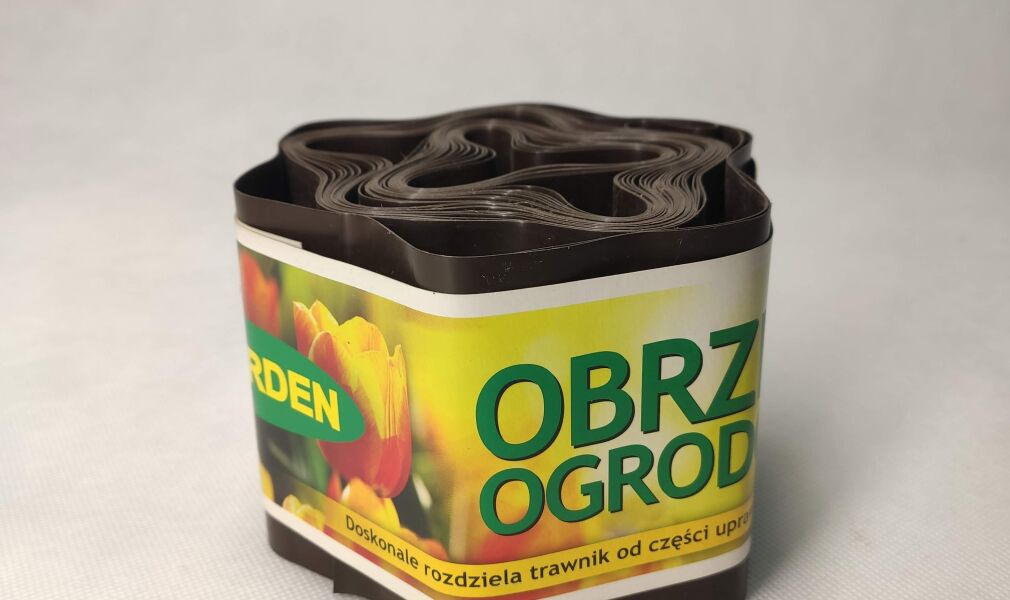Obrzeże trawnikowe brązowe 10cm x 9m