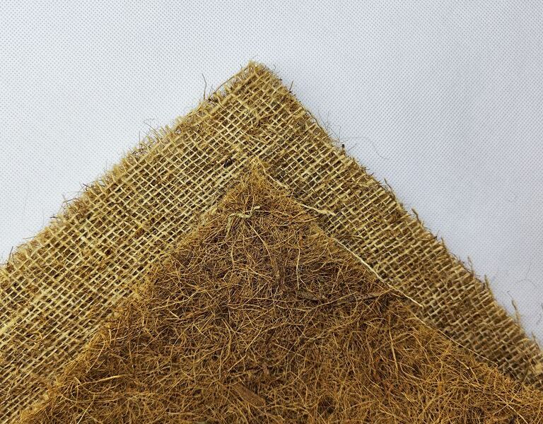 Mata Kokosowa z siatką jutową 600g/m2 50cm x 1m